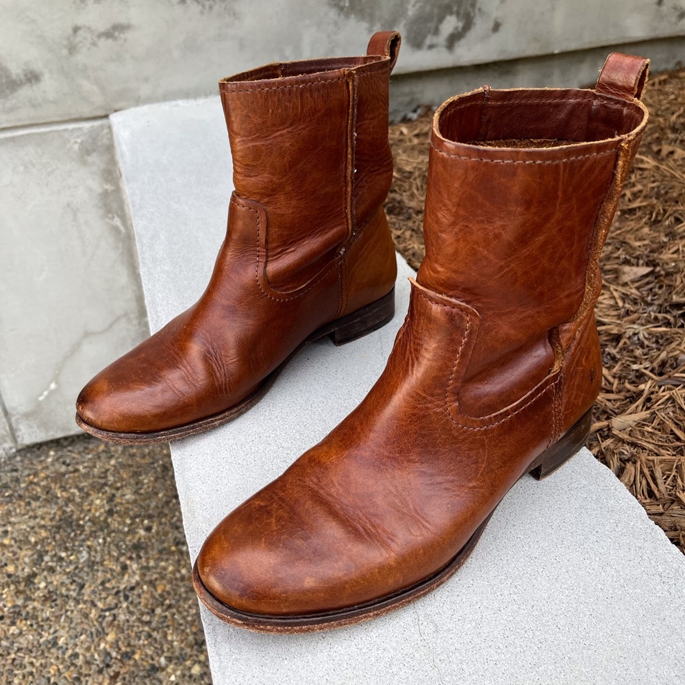 Frye Brown Leather Ankle Boots Size 9